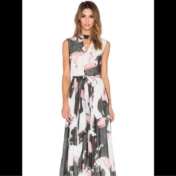 Beautiful dress - Picture 5 of 8